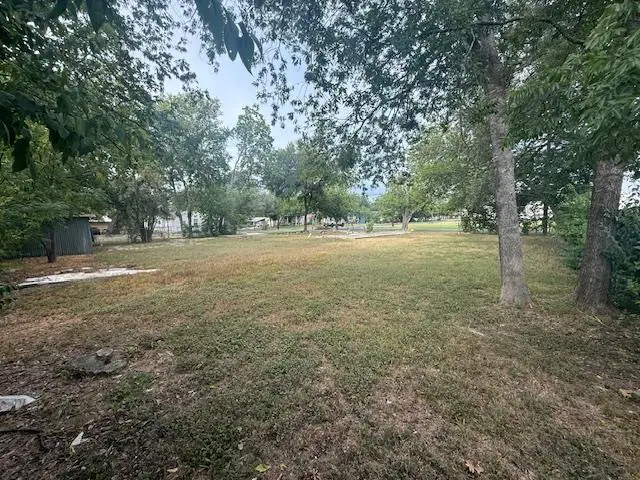 801 N Church St, Georgetown, TX 78626 - Image #1