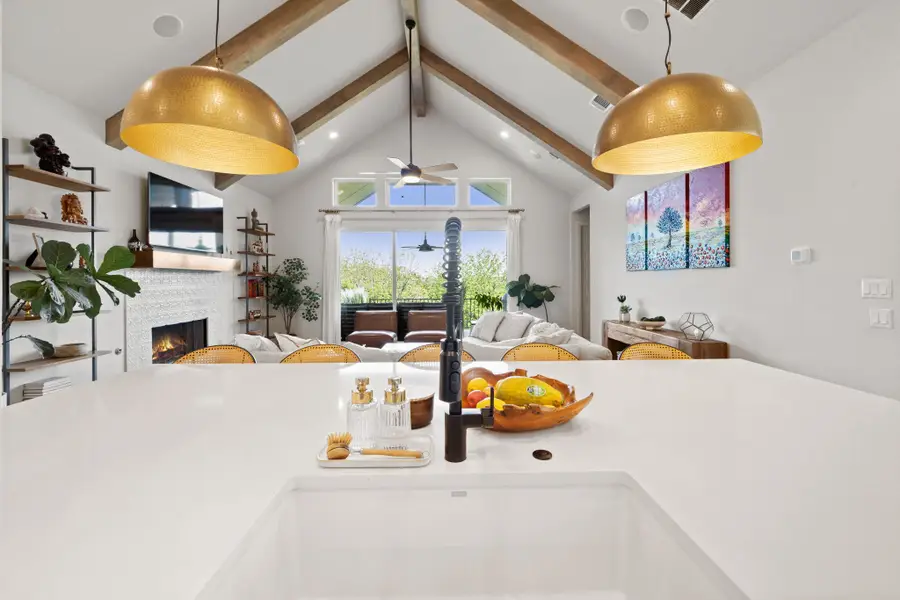 205 Avena Trl, Lakeway, TX 78738 - Image #3