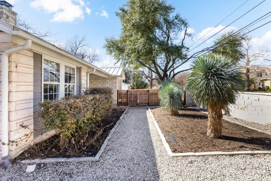 4517 Bull Creek Rd, Austin, TX 78731 - Image #2