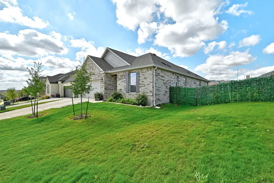 7201 Calliope Xing, Austin, TX 78744 - #3