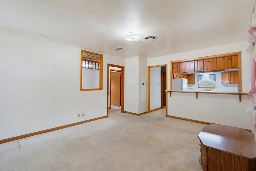 715 Rockdale Rd, Rockdale, TX 76567 - #2