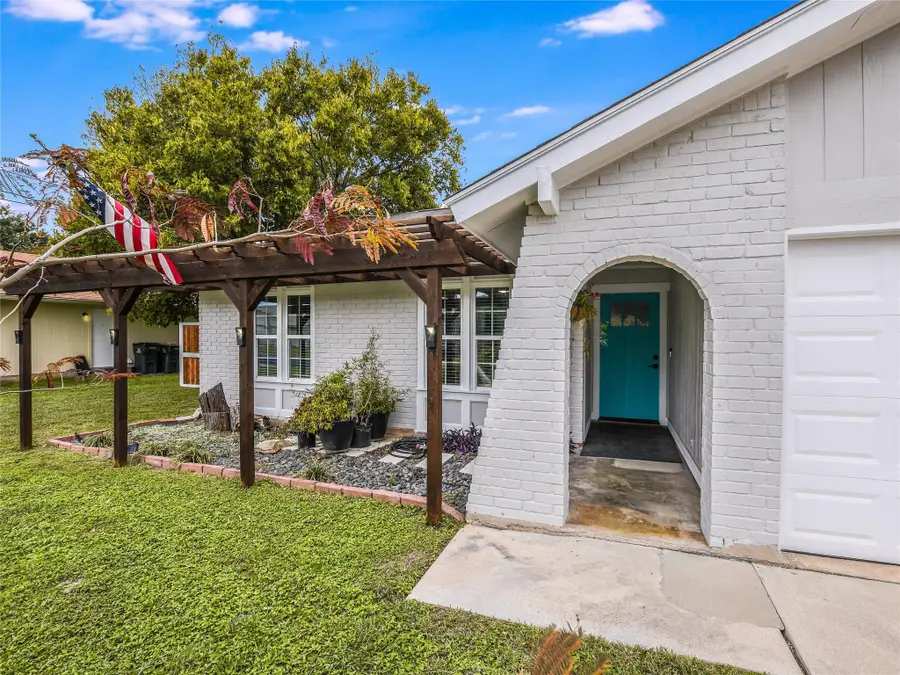 801 E Central Dr, Georgetown, TX 78628 - #2