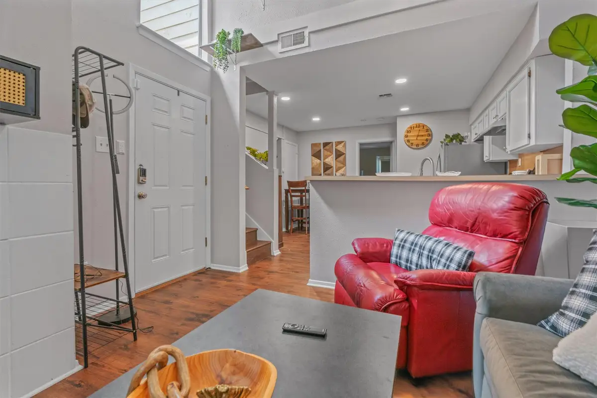 5608 Cougar Dr #226, Austin, TX 78745 - #1