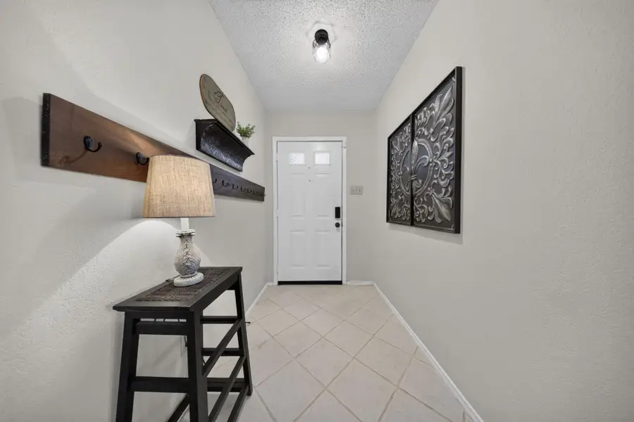 806 Mountain Ridge Dr, Leander, TX 78641 - #3