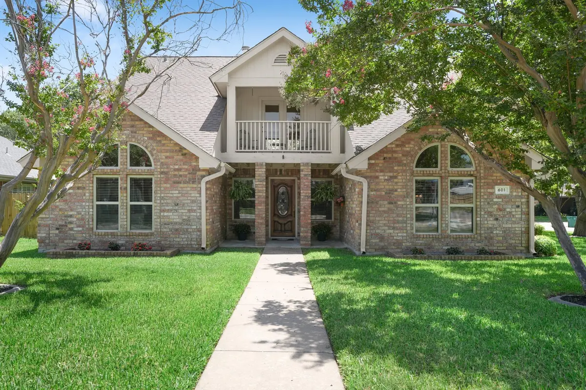 601 Maplewood Cir, Pflugerville, TX 78660 - #1