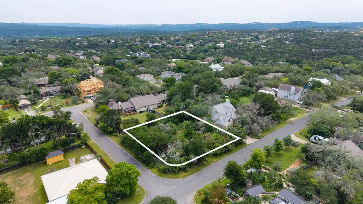 913 Lipan Trl, Austin, TX 78733 - #1