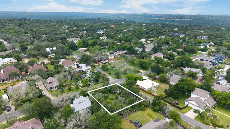 913 Lipan Trl, Austin, TX 78733 - #3