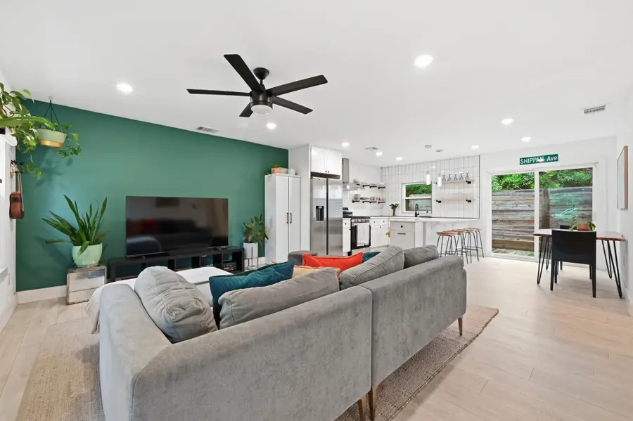 1406 Camelot Cir #1, Austin, TX 78745 - #2
