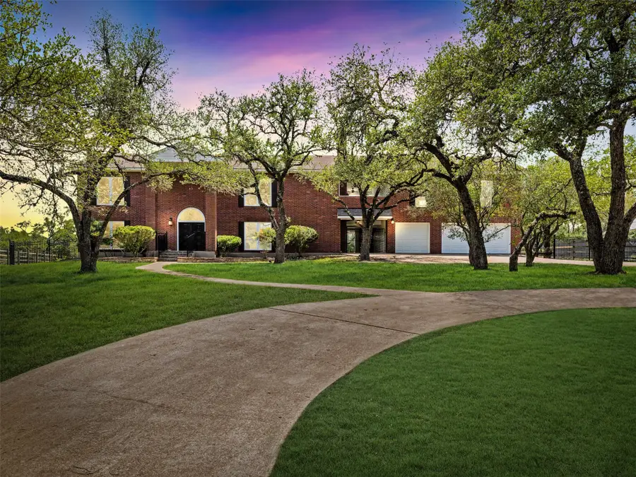 701 Oakwood Ln, Dripping Springs, TX 78620 - #2
