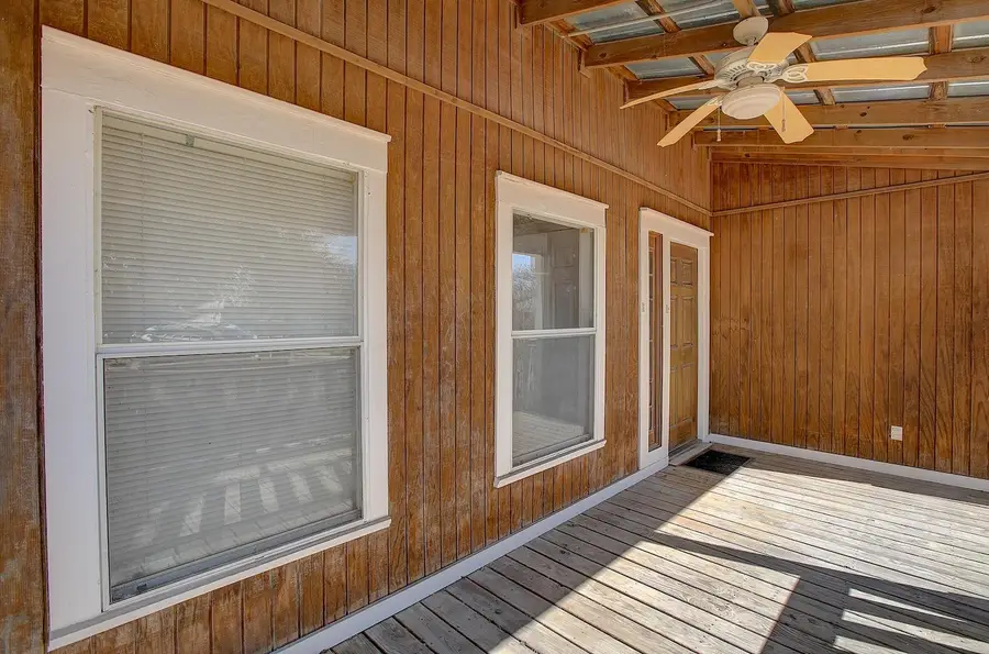 507 E 18th St, Georgetown, TX 78626 - Image #3