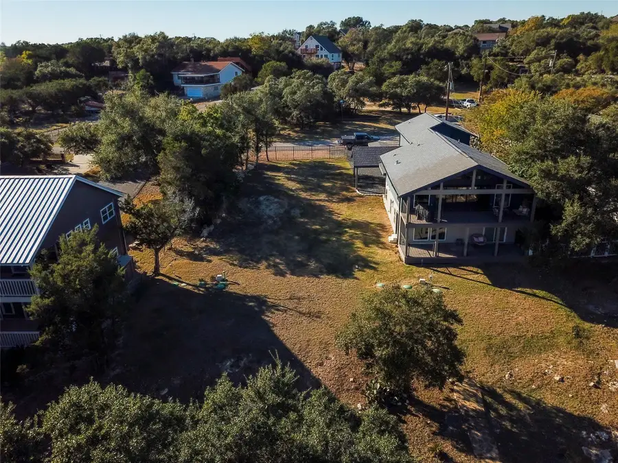 864 Lakebreeze Dr, Canyon Lake, TX 78133 - #3