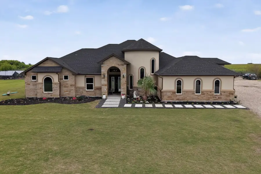 1001 County Road 394, Hutto, TX 78634 - #2