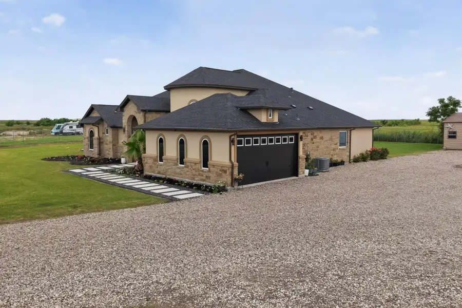 1001 County Road 394, Hutto, TX 78634 - #3