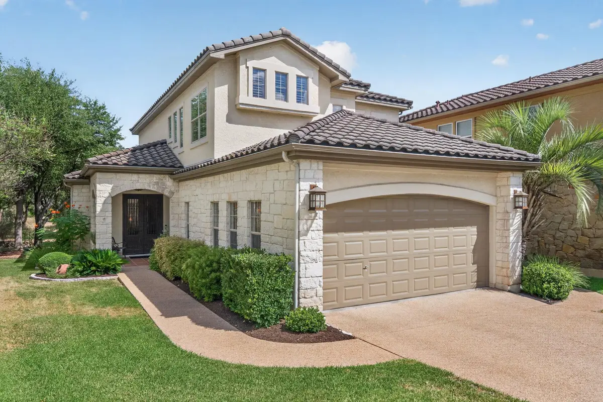16 Swiftwater Trl, The Hills, TX 78738 - #1