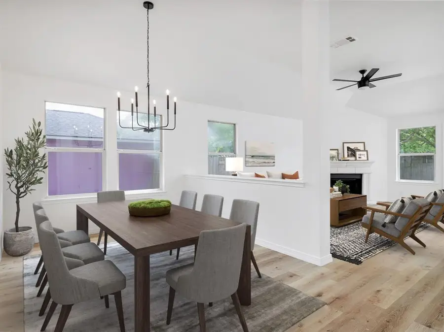 810 Honeysuckle Dr, Leander, TX 78641 - Image #2