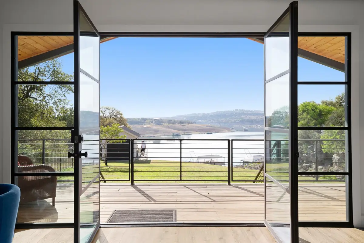 1405 Cat Hollow Club Dr, Spicewood, TX 78669 - Image #1