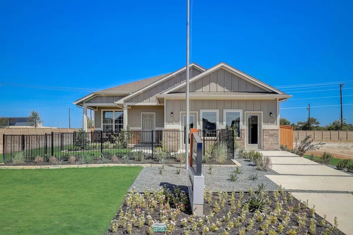 472 Josey Wales Dr, Jarrell, TX 76537 - Image #1