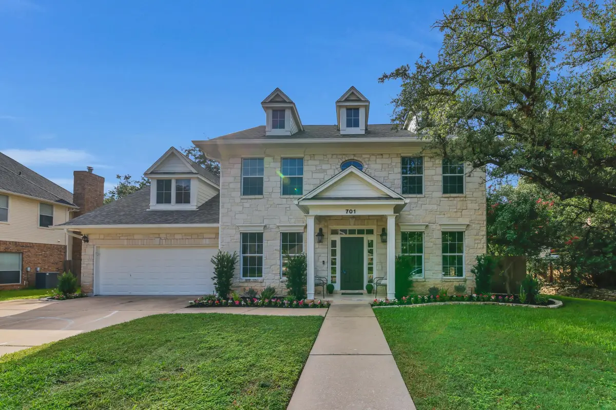 701 Oaklands Dr, Round Rock, TX 78681 - #1
