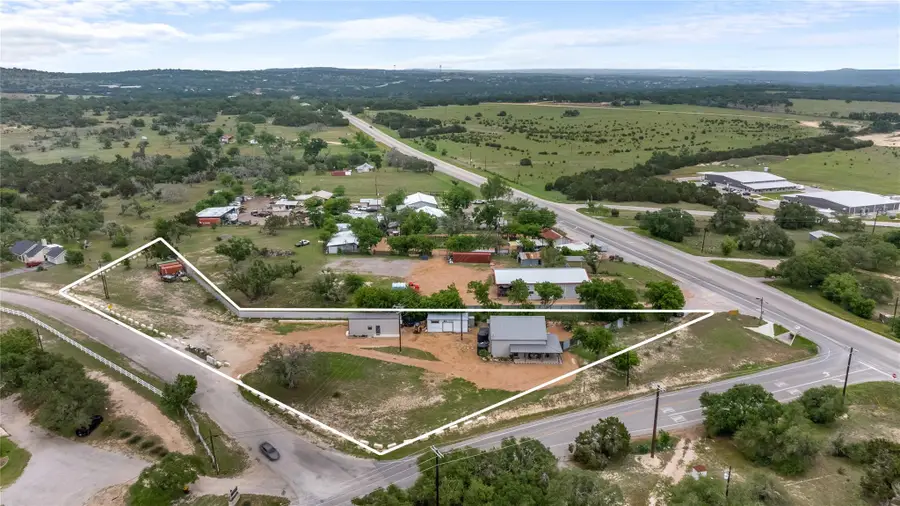 180 Henly Loop, Dripping Springs, TX 78620 - Image #2