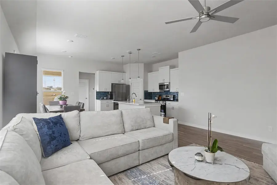 708 Willowbrook Ave, New Braunfels, TX 78130 - #3