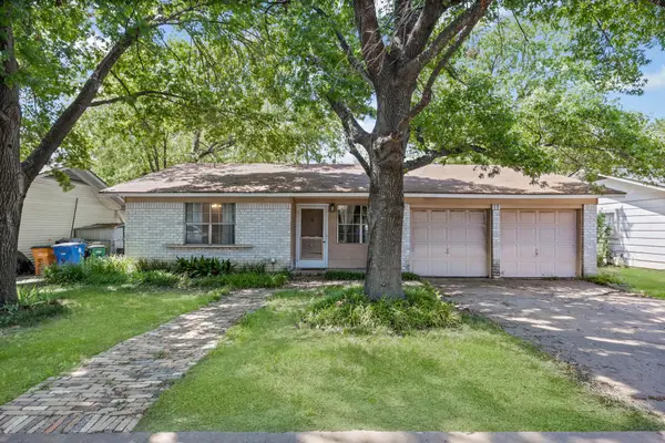 107 E Longspur Blvd, Austin, TX 78753