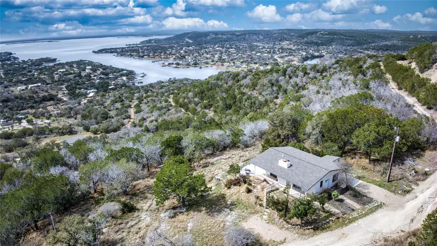 215 Coyote Ln, Burnet, TX 78611 - #2