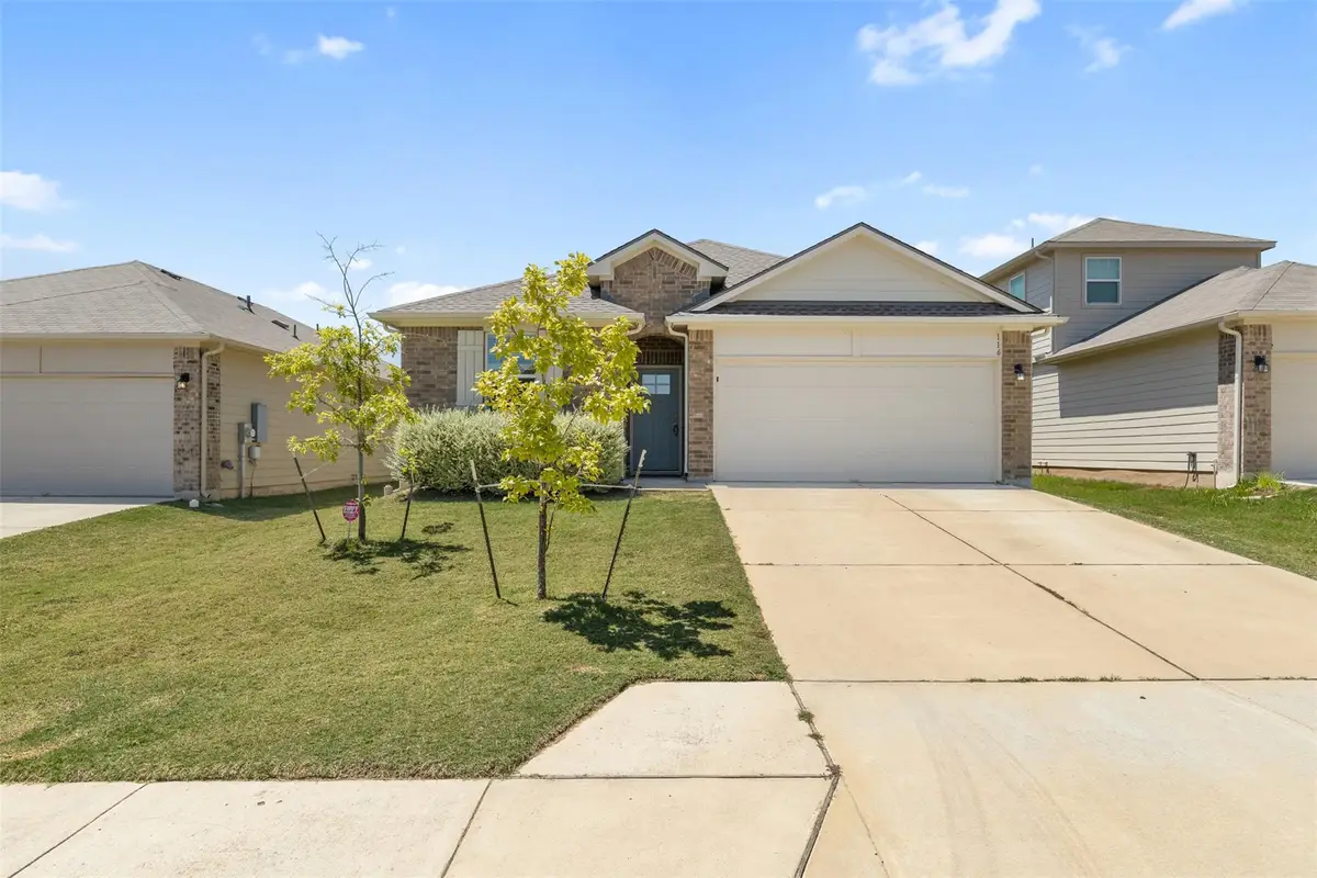 116 Fair Anne Dr, Georgetown, TX 78626 - Image #1