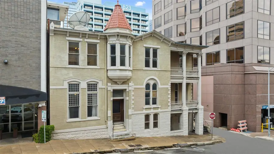 109 E 10th St, Austin, TX 78701 - Image #3