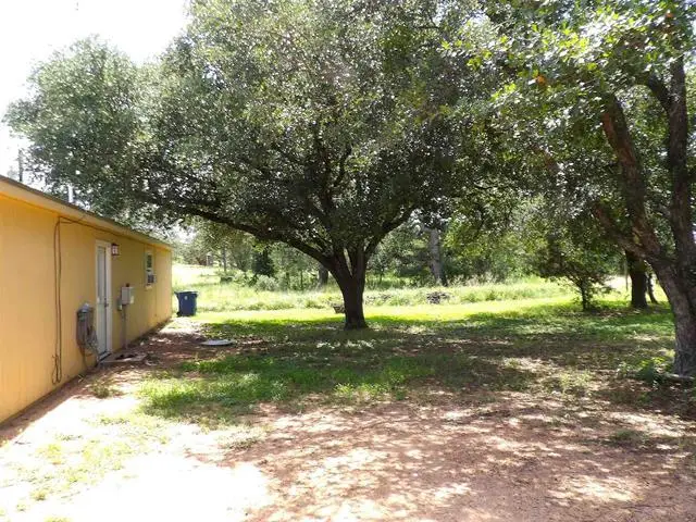 1213 Willow Dr, Kingsland, TX 78639 - Image #3