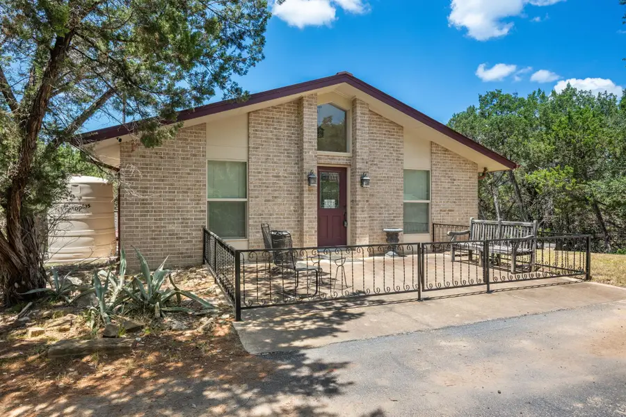 1105 Edgewater Dr, Spicewood, TX 78669 - #2