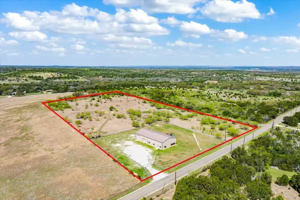 300 County Road 407, Spicewood, TX 78669