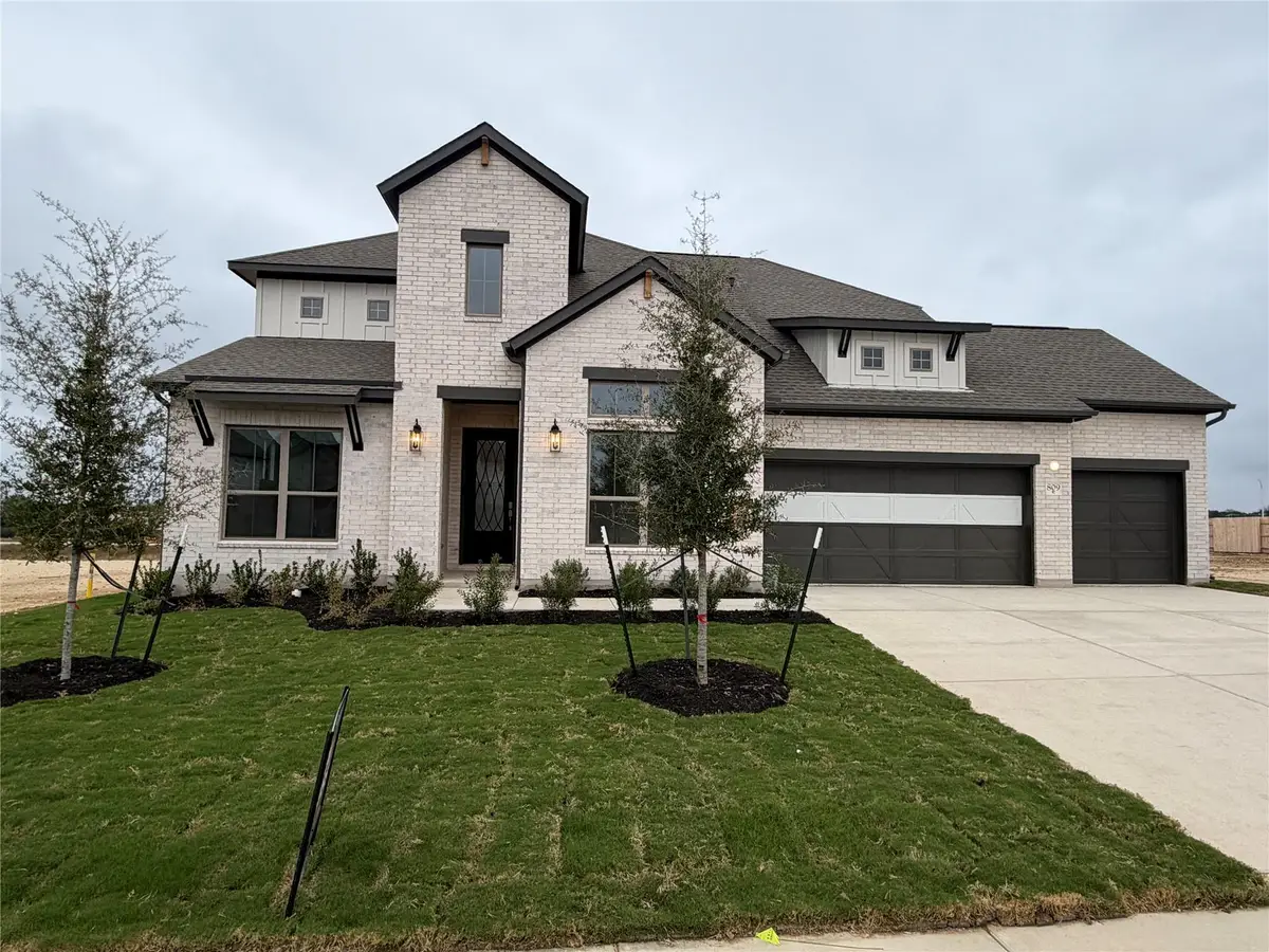 809 S Hemingway Loop, Liberty Hill, TX 78642 - Image #1