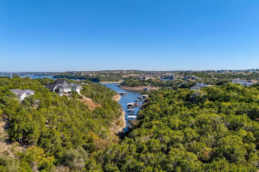 19508 Fisher Ln, Spicewood, TX 78669 - Image #3