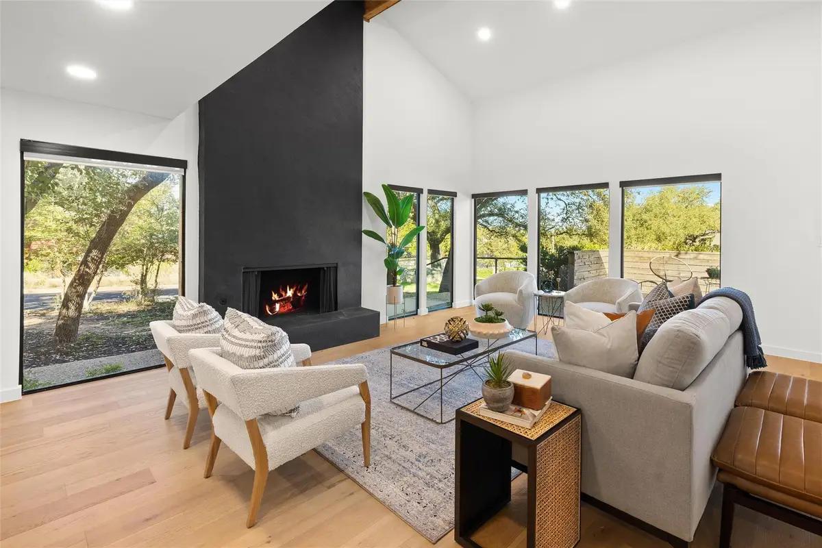 7507 Downridge Dr, Austin, TX 78731 - Image #1