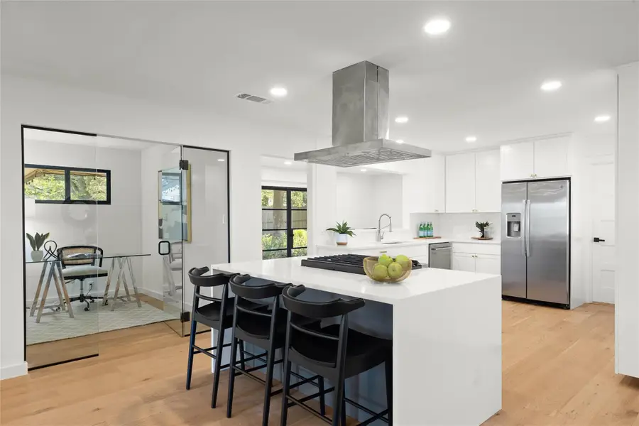 7507 Downridge Dr, Austin, TX 78731 - Image #3