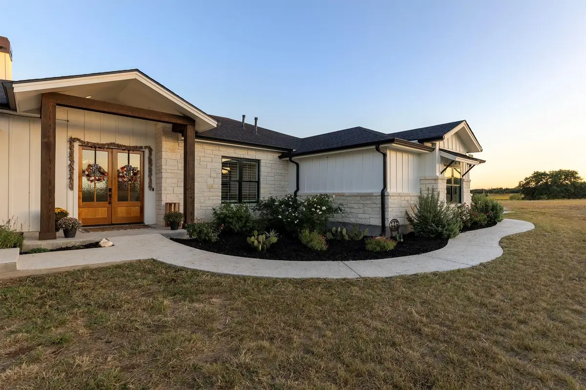 345 Judges Rd, Burnet, TX 78611 - #1