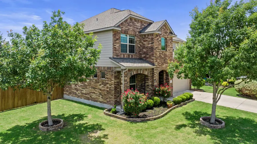 1000 Farm Creek Cv, Hutto, TX 78634 - #3