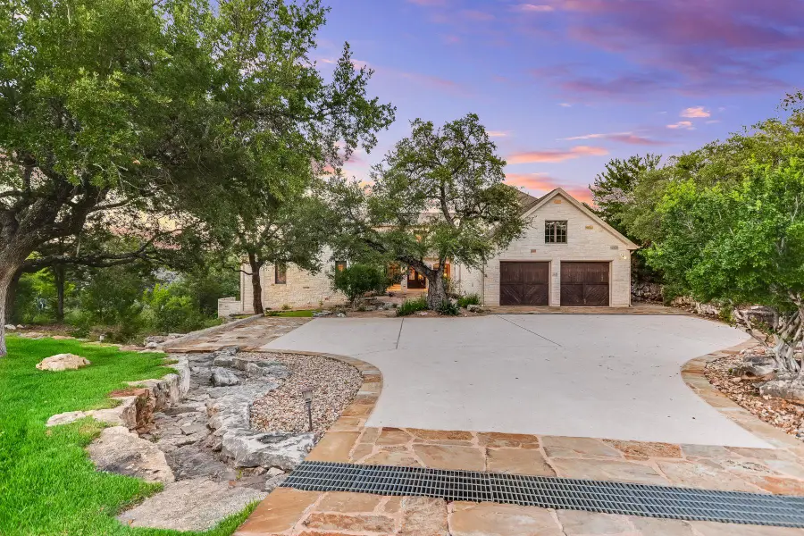 3004 Travis Lakeside Dr, Spicewood, TX 78669 - #2