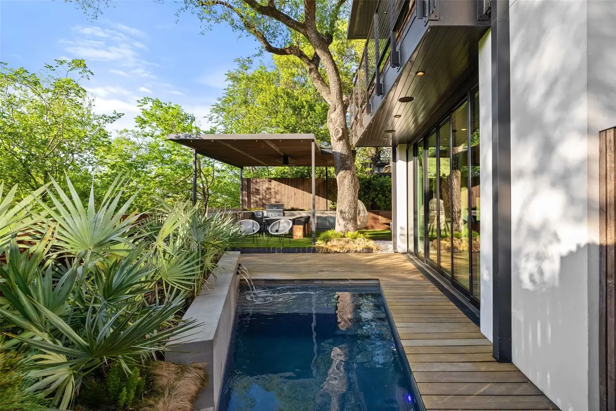 2108 Matthews Dr, Austin, TX 78703 - #1