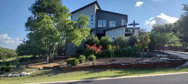 8600 Kelly Cv N, Jonestown, TX 78645