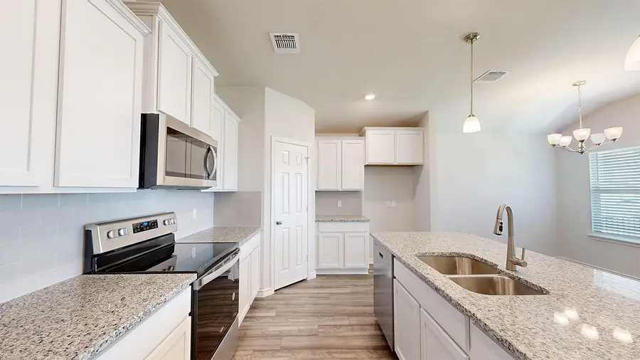 408 Creekfall Rd, Burnet, TX 78611 - #3