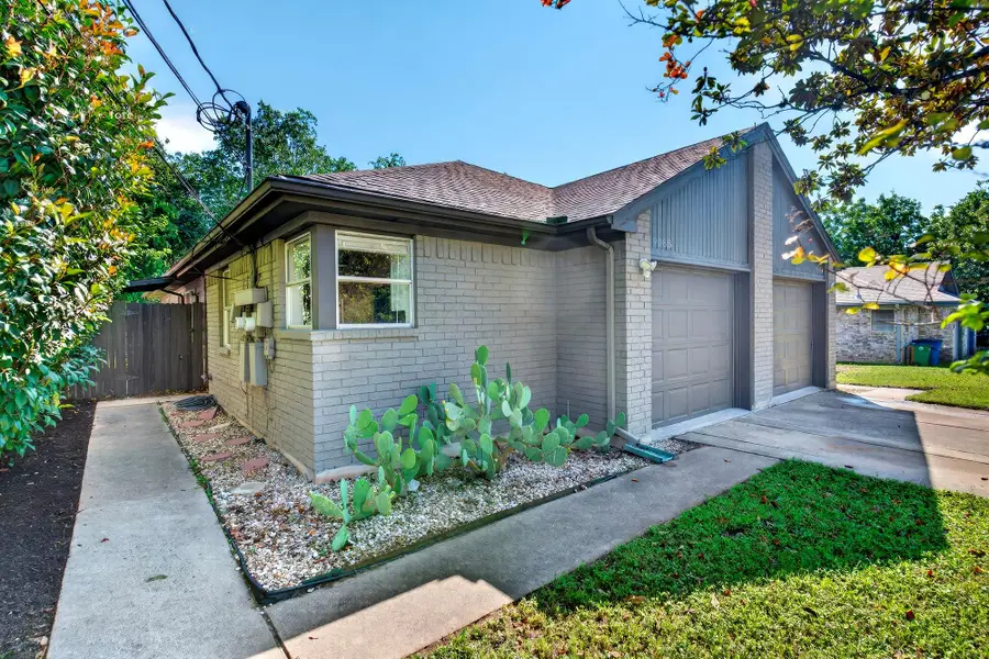 1908 Barge St #A & B, Austin, TX 78745 - #3