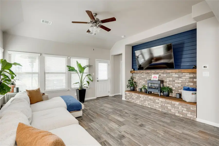 709 Tinton Falls Ln, Pflugerville, TX 78660 - #3