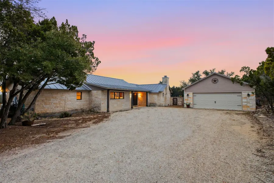 1065 Country Pike, Canyon Lake, TX 78133 - Image #2