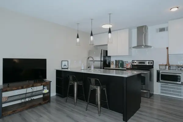 2302 East Side Dr #6, Austin, TX 78704