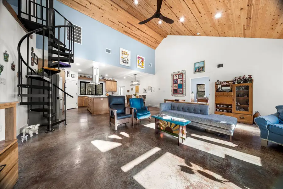 153 Cr 491 Rd, Elgin, TX 78621 - #2