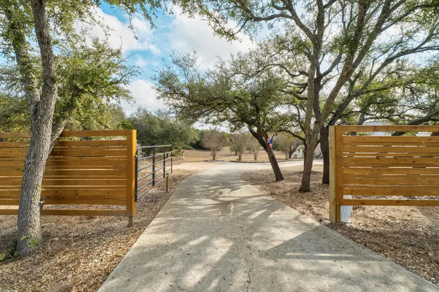 1021 Westland Ridge Rd, Dripping Springs, TX 78620 - #2