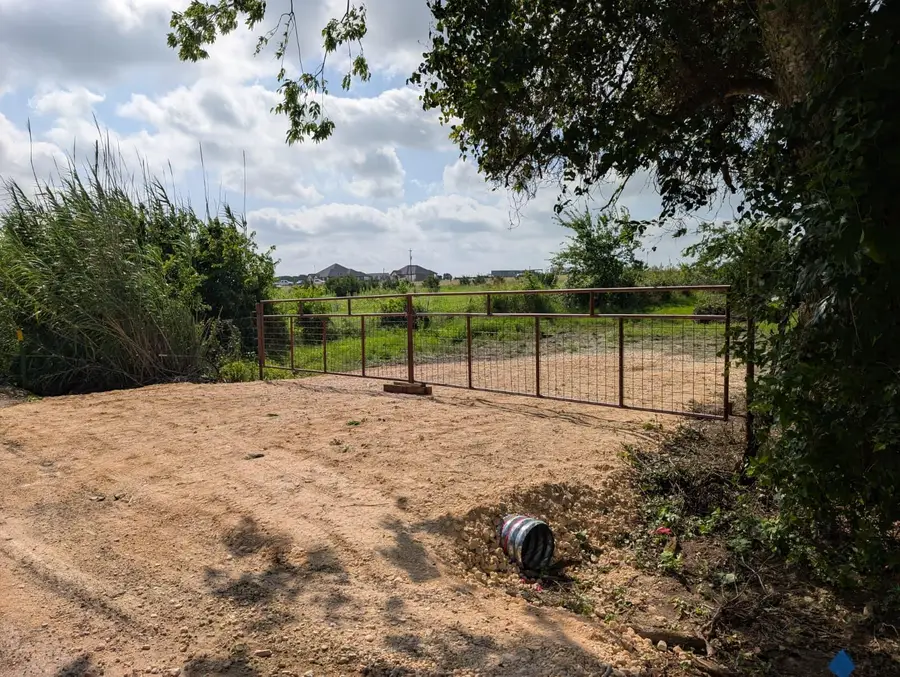 333 County Road 217 St, Florence, TX 76527 - #2