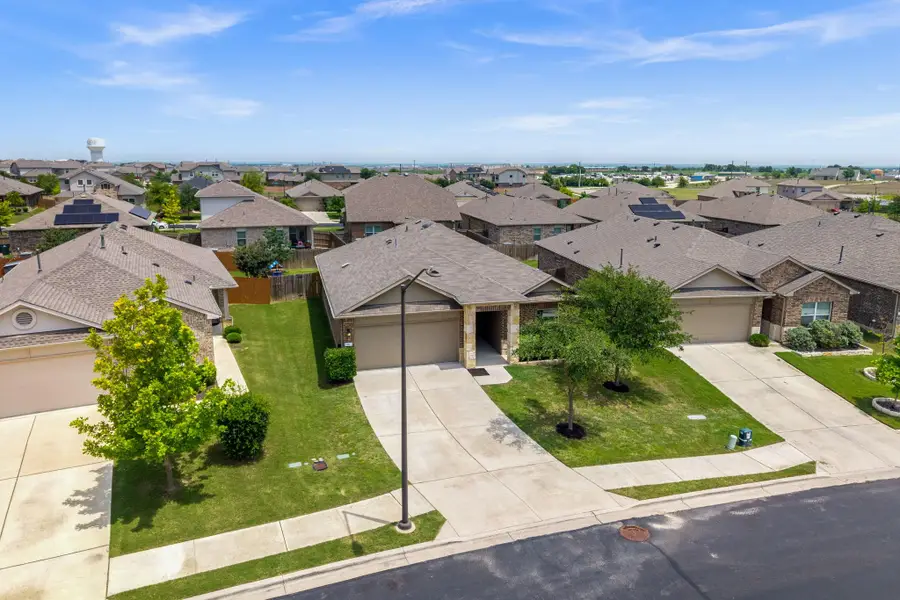 121 Shiner Ln, Georgetown, TX 78626 - #2