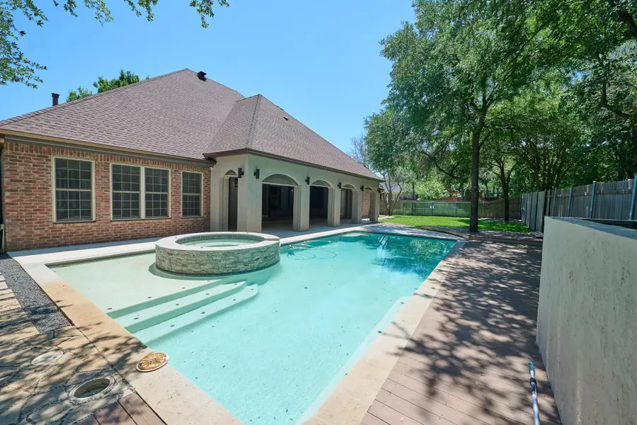 2205 Sunrise Dr, Belton, TX 76513 - #3